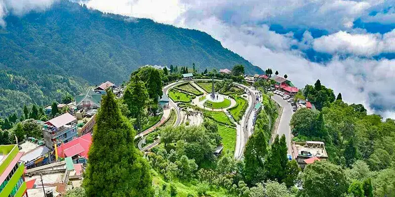 Gangtok & Darjeeling — Himalayan Twin Towns