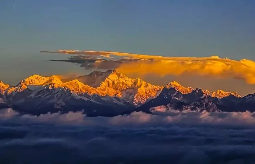Golden Kanchenjunga Tour — Complete Sikkim & Darjeeling