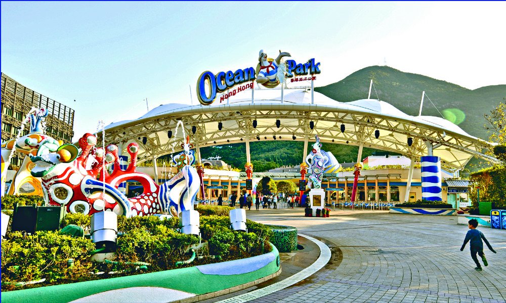 Grand Hong Kong & Macau — Disneyland, Ocean Park & Historic Macau